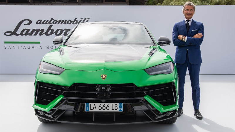 image 0 A First Look At Urus Performante At Monterey Car Week 2022