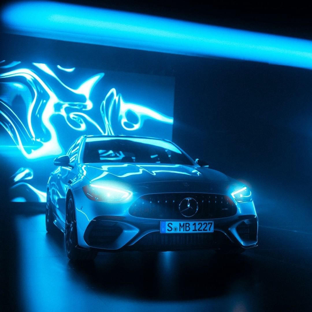 image  1 Mercedes-Benz - Saturated with the glistening powers of innovation