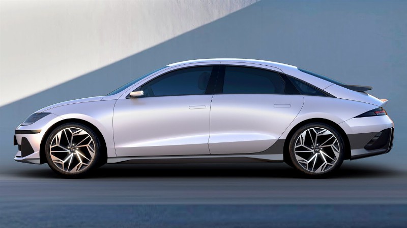 New Hyundai Ioniq 6 – Ready To Fight The Tesla Model 3