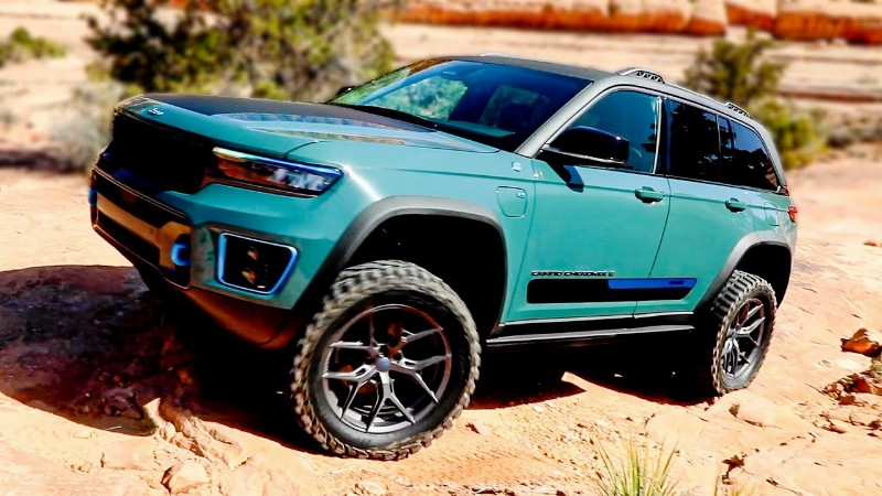 image 0 The New 2023 Jeep Grand Cherokee Trailhawk 4xe Concept – Off-road Test Drive