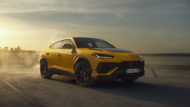 image 0 Urus Performante: For Bar Raisers Only